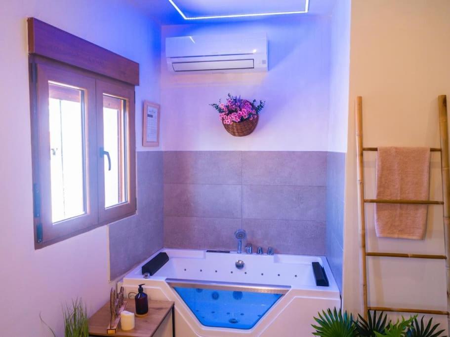 Cantos Apartment With Jacuzzi Ρόντα Εξωτερικό φωτογραφία